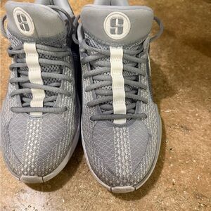 Nike Sabrina 1’s Woman’s
